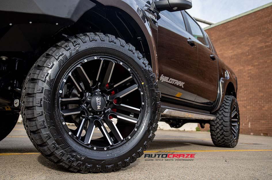 FORD RANGER MO978 RAZOR BLACK SATIN MACHINED